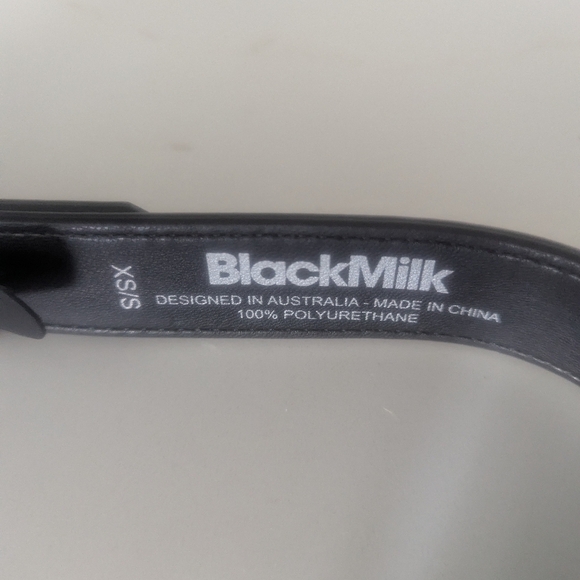 XS/S NWT Blackmilk Heart Belt - Picture 4 of 8